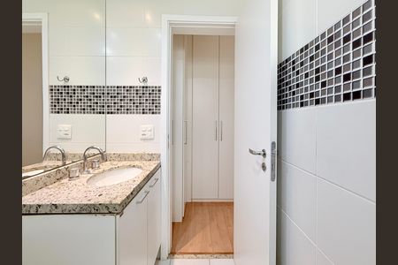 Apartamento para alugar com 94m², 2 quartos e 2 vagasBanheiro Suíte 