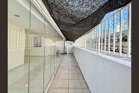 Apartamento para alugar com 94m², 2 quartos e 2 vagasSacada