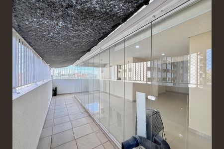 Apartamento para alugar com 94m², 2 quartos e 2 vagasSacada