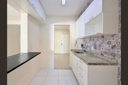 Apartamento para alugar com 94m², 2 quartos e 2 vagasCozinha 