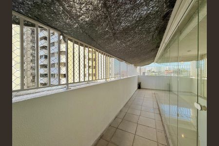 Apartamento para alugar com 94m², 2 quartos e 2 vagasSacada