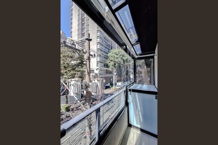 Studio para alugar com 19m², 1 quarto e sem vaga Studio para alugar com 19m², 1 quarto e sem vagaVaranda
