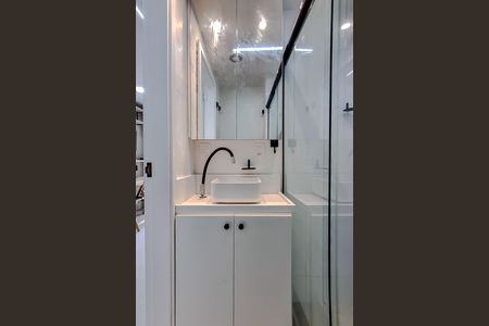 Banheiro de kitnet/studio para alugar com 1 quarto, 19m² em Vila Mariana, São Paulo