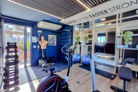 Studio para alugar com 19m², 1 quarto e sem vaga Studio para alugar com 19m², 1 quarto e sem vagaÁrea comum - Academia