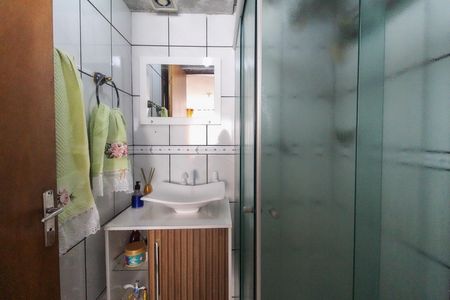 Apartamento à venda com 72m², 3 quartos e 1 vaga Apartamento à venda com 72m², 3 quartos e 1 vagaBanheiro