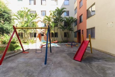 Apartamento à venda com 72m², 3 quartos e 1 vaga Apartamento à venda com 72m², 3 quartos e 1 vagaÁrea Comum