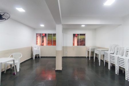 Apartamento à venda com 72m², 3 quartos e 1 vaga Apartamento à venda com 72m², 3 quartos e 1 vagaÁrea Comum