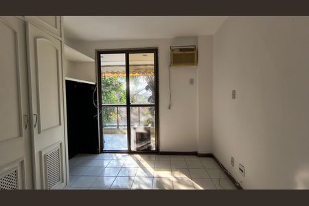 Suíte  de apartamento para alugar com 2 quartos, 80m² em Recreio dos Bandeirantes, Rio de Janeiro