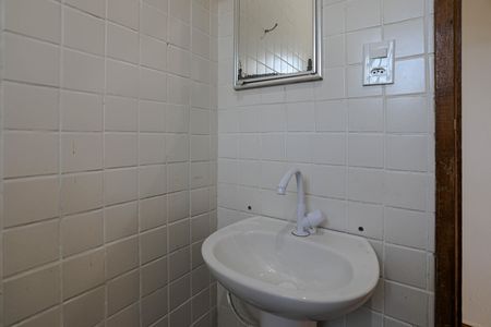 Casa para alugar com 83m², 1 quarto e 1 vaga Casa para alugar com 83m², 1 quarto e 1 vagaBanheiro