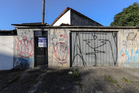 Casa para alugar com 83m², 1 quarto e 1 vaga Casa para alugar com 83m², 1 quarto e 1 vagaFachada