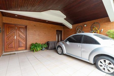 Casa de condomínio à venda com 268m², 4 quartos e 4 vagas