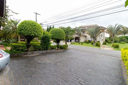 Casa de condomínio à venda com 268m², 4 quartos e 4 vagas