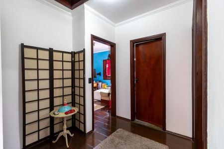 Casa de condomínio à venda com 268m², 4 quartos e 4 vagas