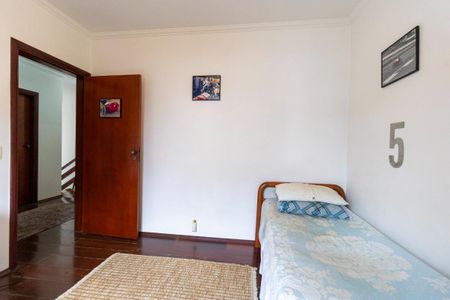 Casa de condomínio à venda com 268m², 4 quartos e 4 vagas