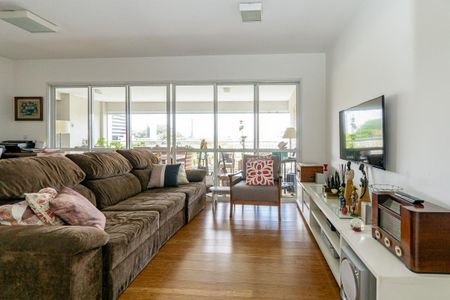 Apartamento à venda com 160m², 3 quartos e 2 vagas