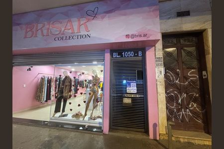 Apartamento à venda com 87m², 2 quartos e 2 vagasFachada perto 