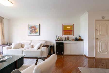 Apartamento à venda com 156m², 4 quartos e 3 vagas
