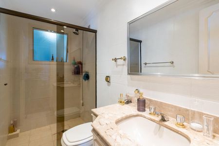 Apartamento à venda com 156m², 4 quartos e 3 vagas