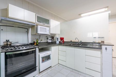 Apartamento à venda com 156m², 4 quartos e 3 vagas