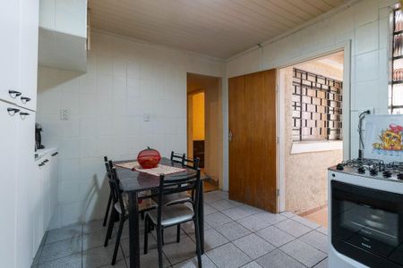 Casa à venda com 140m², 2 quartos e 1 vaga