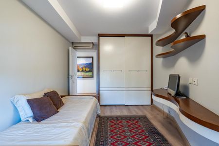 Apartamento à venda com 301m², 4 quartos e 3 vagas