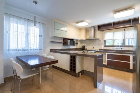 Apartamento à venda com 4 quartos, 301m² em Jardim Paulista, São Paulo