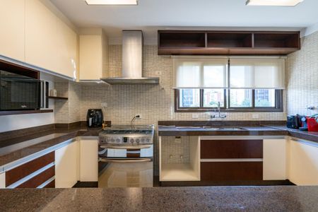 Apartamento à venda com 4 quartos, 301m² em Jardim Paulista, São Paulo