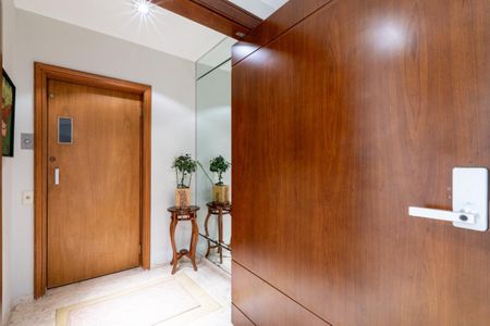 Apartamento à venda com 301m², 4 quartos e 3 vagas