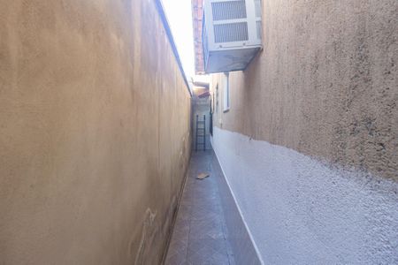 Casa à venda com 90m², 3 quartos e 2 vagas Casa à venda com 90m², 3 quartos e 2 vagasVaranda