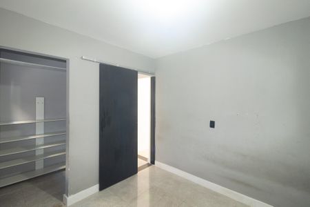 Casa à venda com 90m², 3 quartos e 2 vagas Casa à venda com 90m², 3 quartos e 2 vagasQuarto 1