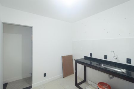 Casa à venda com 90m², 3 quartos e 2 vagas Casa à venda com 90m², 3 quartos e 2 vagasCozinha