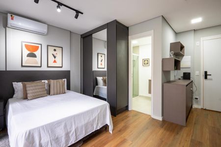 Apartamento à venda com 1 quarto, 32m² em Jardim das Acacias, São Paulo