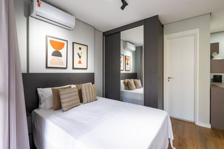 Apartamento à venda com 1 quarto, 32m² em Jardim das Acacias, São Paulo
