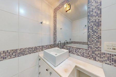 Apartamento à venda com 2 quartos, 55m² em Vila Olímpia, São Paulo