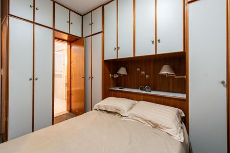 Apartamento à venda com 83m², 2 quartos e 3 vagas