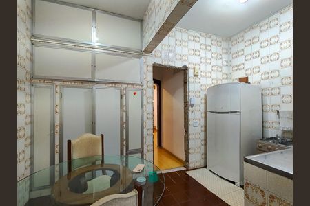 Apartamento à venda com 70m², 2 quartos e sem vaga Apartamento à venda com 70m², 2 quartos e sem vagaCozinha