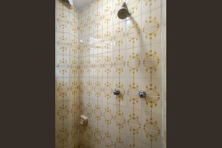 Apartamento à venda com 70m², 2 quartos e sem vaga Apartamento à venda com 70m², 2 quartos e sem vagaBanheiro de serviço