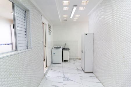 Casa para alugar com 160m², 3 quartos e 1 vaga Casa para alugar com 160m², 3 quartos e 1 vagaÁrea de Serviço