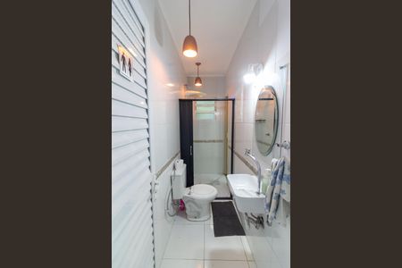 Casa para alugar com 160m², 3 quartos e 1 vaga Casa para alugar com 160m², 3 quartos e 1 vagaBanheiro Social