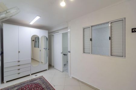 Quarto 1 - Suíte de casa para alugar com 3 quartos, 160m² em Vila Sao Paulo, São Paulo
