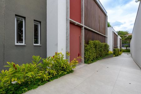Casa de condomínio à venda com 300m², 3 quartos e 4 vagas