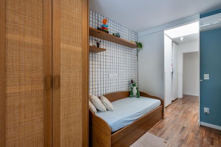 Casa de condomínio à venda com 300m², 3 quartos e 4 vagas