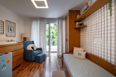 Casa de condomínio à venda com 300m², 3 quartos e 4 vagas