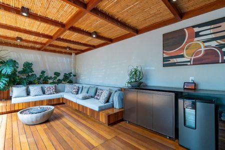 Casa de condomínio à venda com 300m², 3 quartos e 4 vagas