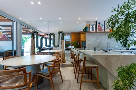 Casa de condomínio à venda com 300m², 3 quartos e 4 vagas