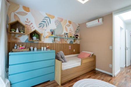 Casa de condomínio à venda com 300m², 3 quartos e 4 vagas