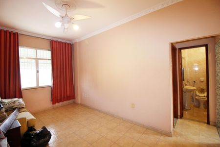 Sala de apartamento para alugar com 1 quarto, 43m² em Ramos, Rio de Janeiro