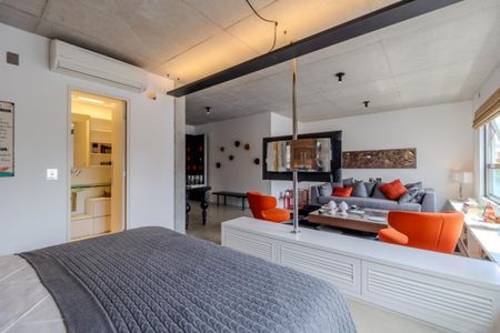 Apartamento à venda com 1 quarto, 71m² em Vila Olímpia, São Paulo