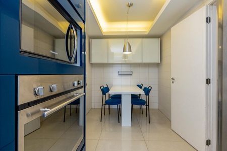 Apartamento à venda com 167m², 3 quartos e 3 vagas