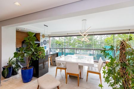 Apartamento à venda com 167m², 3 quartos e 3 vagas